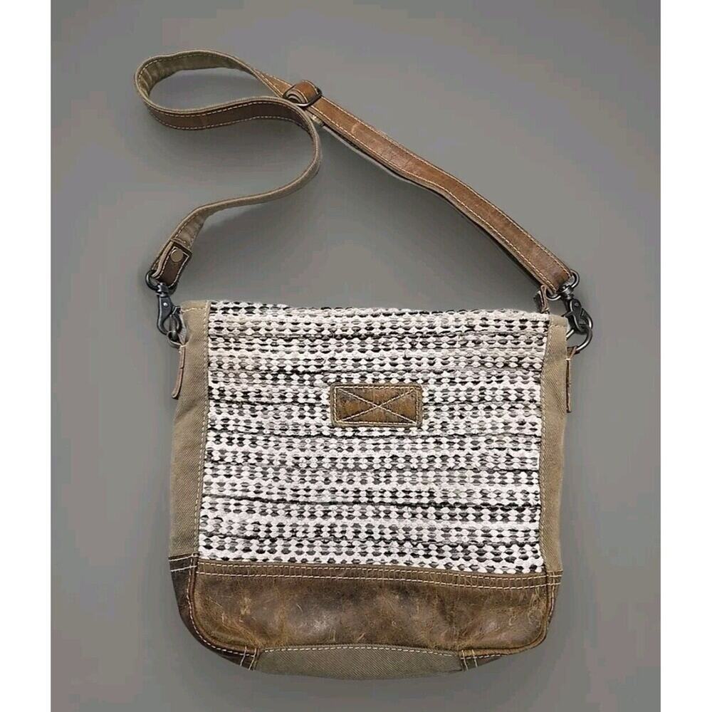 Myra Crossbody Bag Leather Rug Design Read‎
